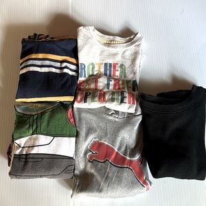 5)  4T TODLER T-SHIRTS